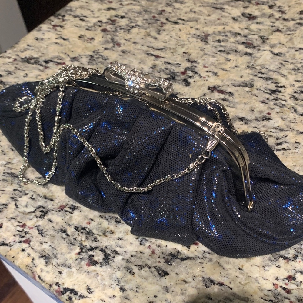 Elegant Irradecent Navy Blue Rhinestone Closure Bow Evening Clutch